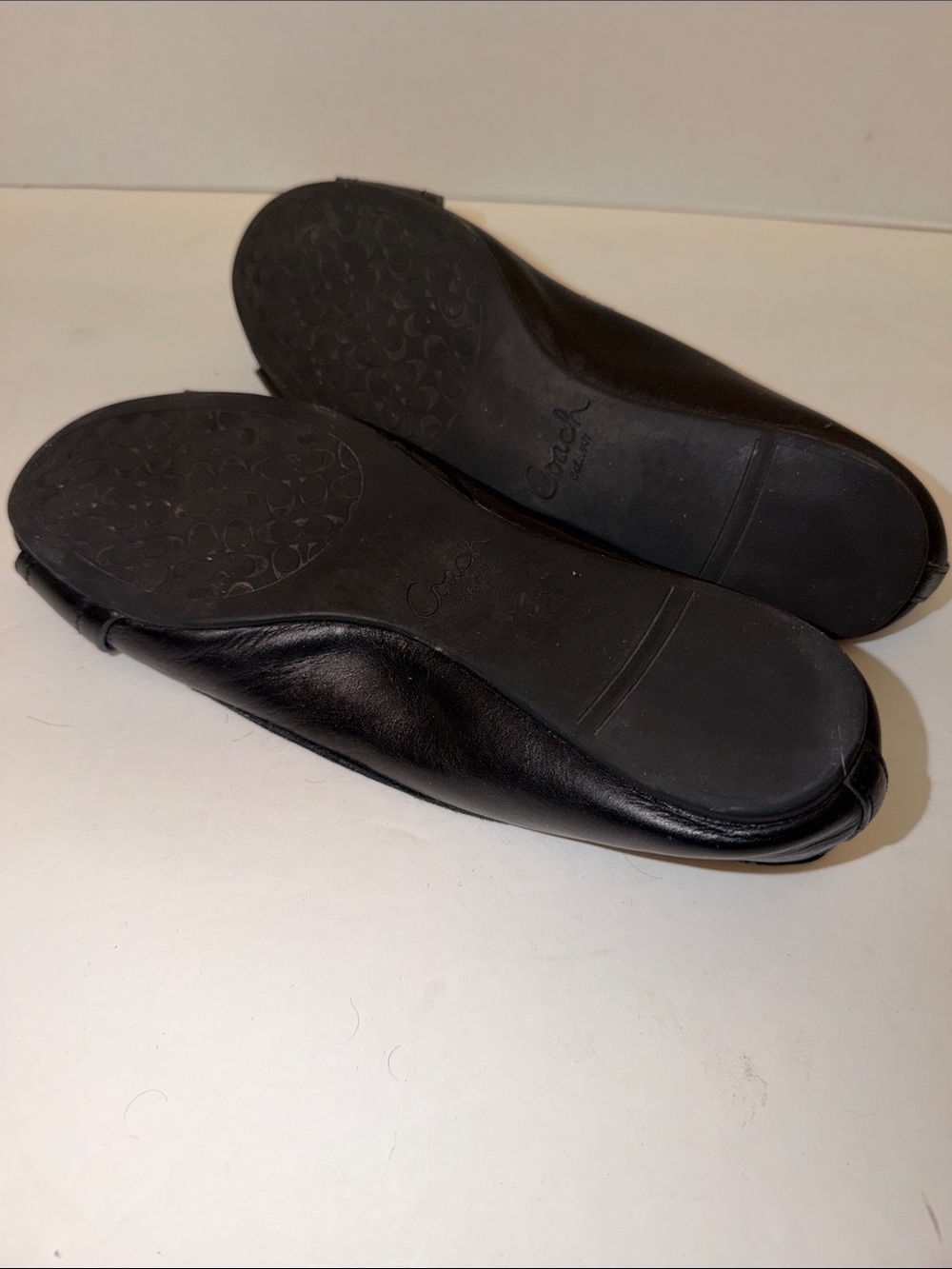 Coach Women’s Black Leather Ballet Flats with Buckle Detail-Sz 5 - Picture 5 of 5